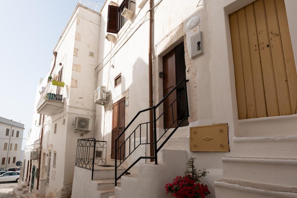 فيلا Casa Flanc - Charme Storico Nel Centro Di أوستوني المظهر الخارجي الصورة